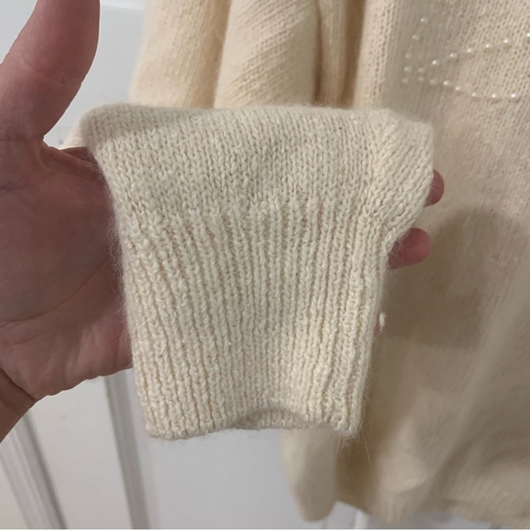 Women’s Vintage Cezanne Silk Angora Lambswool Blend Ivory Beaded Sweater Sz Med - Picture 4 of 10